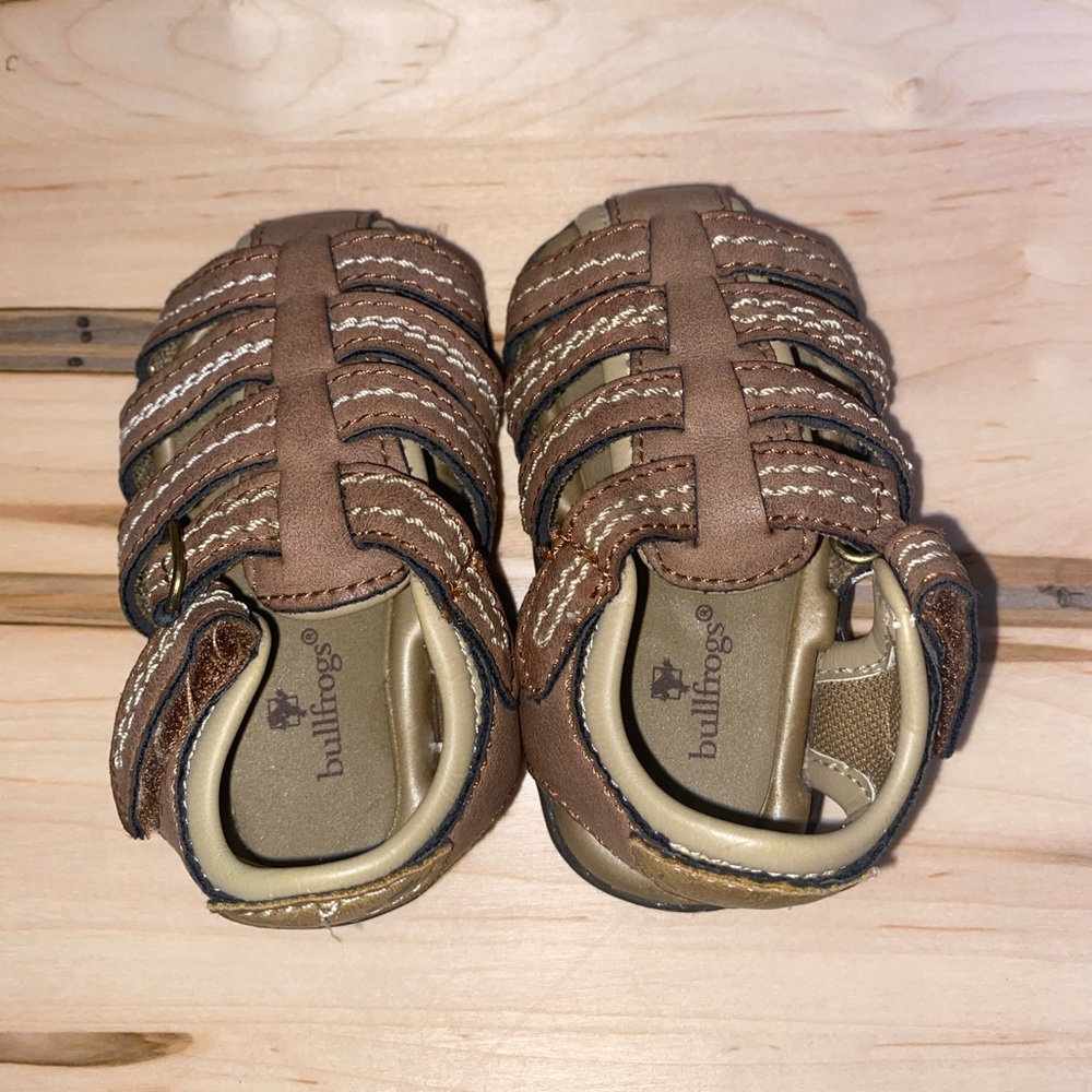 Baby Boy Bullfrog Sandals Size 2
